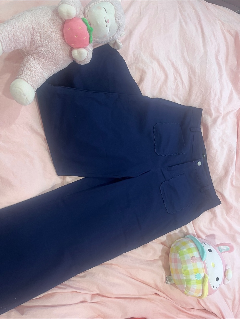 Navy Wide-Leg Pants with Scallop Patch Pockets NEW CONDITION NEVER BEEN WORN !